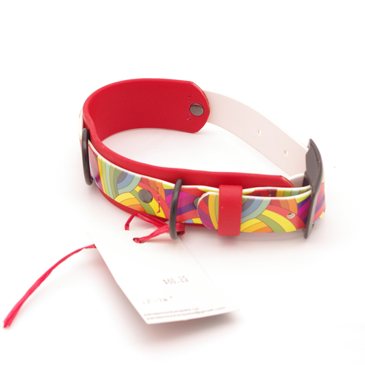 Art Deco: 1.5 inch wide Red and UV printed biothane collar