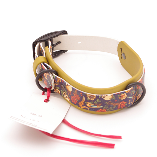 Roses and Skulls: Medium 1.5 inch UV printed and Gold Biothane collar